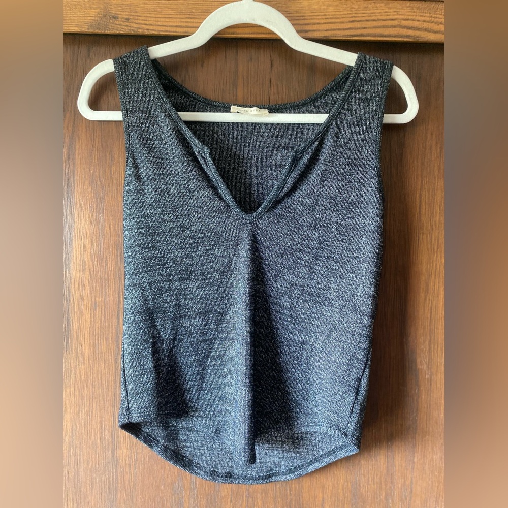 Mind Code Womens crop‎ v-neck top
